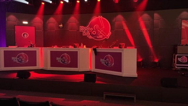 Le studio de Radio SYHO avant l'antenne